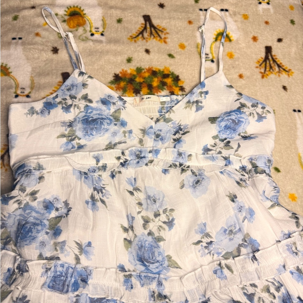 Miami White and Blue Floral Midi Dress - Picture 12 of 12